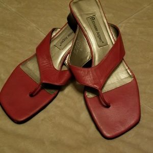 Red Previously Loved LeatherEtienne Aigner Slides